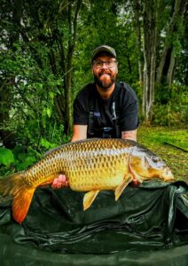 Donovan Oliver Angling Giant
